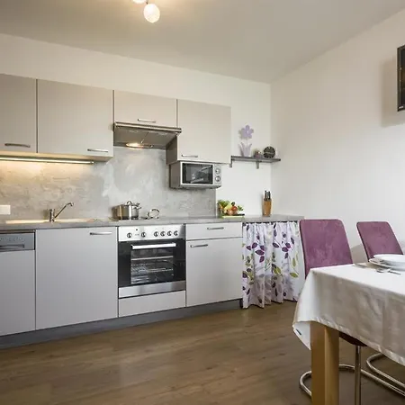 Haus Angela Apartament *