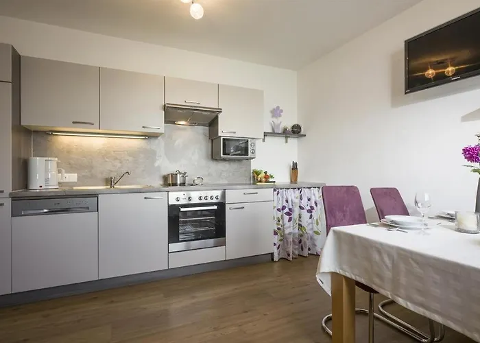 Haus Angela Apartman *